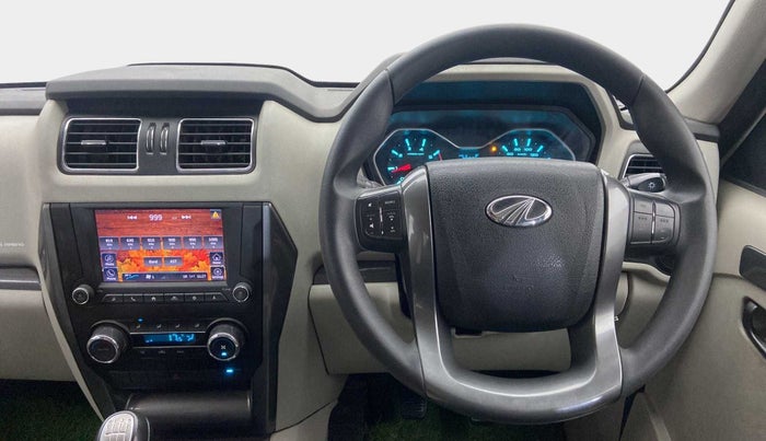 2019 Mahindra Scorpio S9, Diesel, Manual, 50,474 km, Steering Wheel Close Up