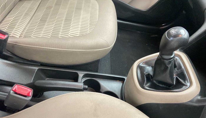 2018 Hyundai Xcent S 1.2, Petrol, Manual, 34,815 km, Gear Lever