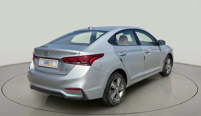 2017 Hyundai Verna 1.6 CRDI SX + AT, Diesel, Automatic, 66,588 km, Right Back Diagonal