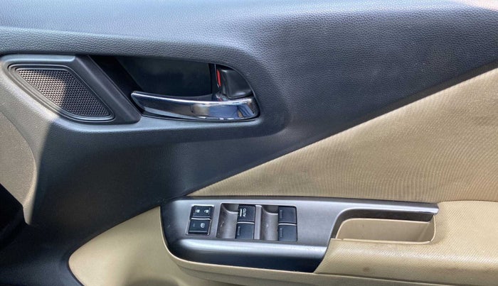 2016 Honda City 1.5L I-VTEC V MT, Petrol, Manual, 50 km, Driver Side Door Panels Control