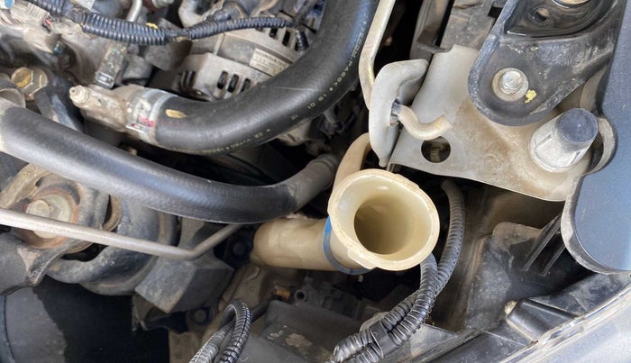 2019 Honda City 1.5L I-DTEC SV, Diesel, Manual, 40,204 km, Front windshield - Wiper bottle cap missing