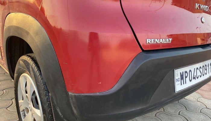 2016 Renault Kwid RXT 1.0, Petrol, Manual, 68,528 km, Rear bumper - Minor scratches