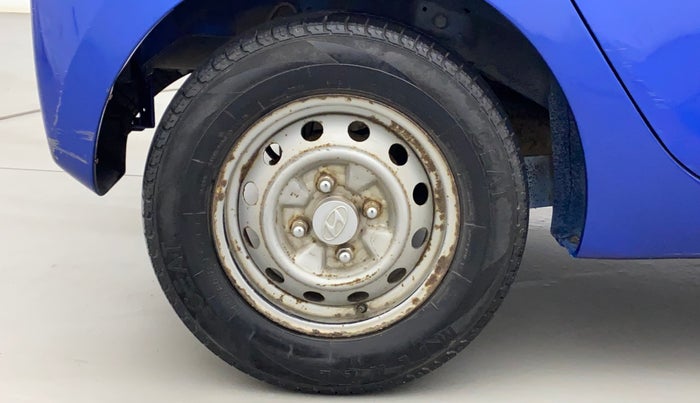 2013 Hyundai Eon D-LITE+, Petrol, Manual, 24,232 km, Right Rear Wheel