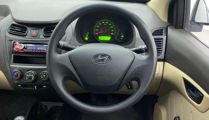 2013 Hyundai Eon D-LITE+, Petrol, Manual, 24,232 km, Steering Wheel Close Up