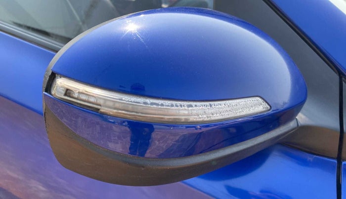 2015 Hyundai Elite i20 ASTA 1.2 (O), Petrol, Manual, 53,355 km, Right rear-view mirror - Indicator light has minor damage
