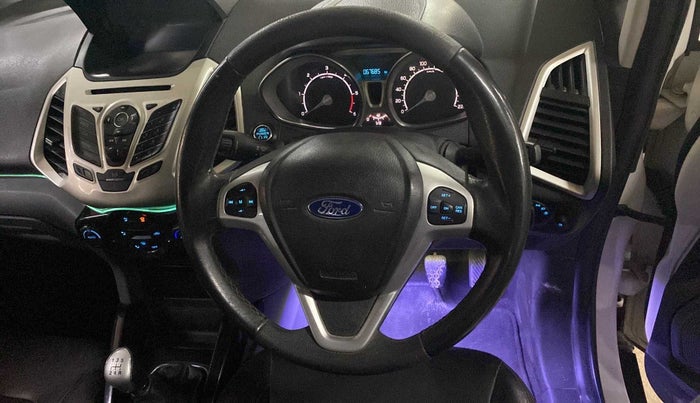 2017 Ford Ecosport TITANIUM 1.5L DIESEL, Diesel, Manual, 67,719 km, Steering wheel - Sound system control not functional