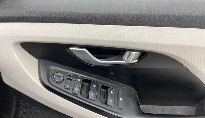 2021 Hyundai Creta SX 1.5 PETROL, Petrol, Manual, 35,647 km, Driver Side Door Panels Control