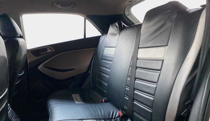 2019 Hyundai Elite i20 SPORTZ PLUS 1.2, Petrol, Manual, 41,781 km, Right Side Rear Door Cabin