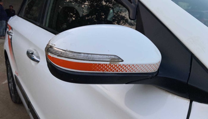 2019 Hyundai Elite i20 SPORTZ PLUS 1.2, Petrol, Manual, 41,781 km, Right rear-view mirror - Indicator light has minor damage