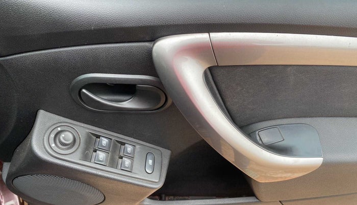 2019 Renault Duster RXS PETROL, Petrol, Manual, 21,114 km, Driver Side Door Panels Control