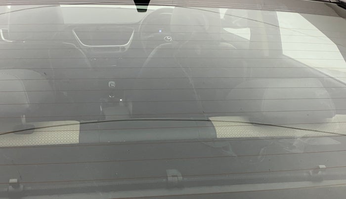 2018 Hyundai Verna 1.6 VTVT SX O, Petrol, Manual, 76,594 km, Rear windshield - Minor spot on windshield