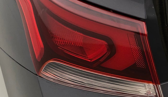 2018 Hyundai Verna 1.6 VTVT SX O, Petrol, Manual, 76,594 km, Left tail light - Minor scratches