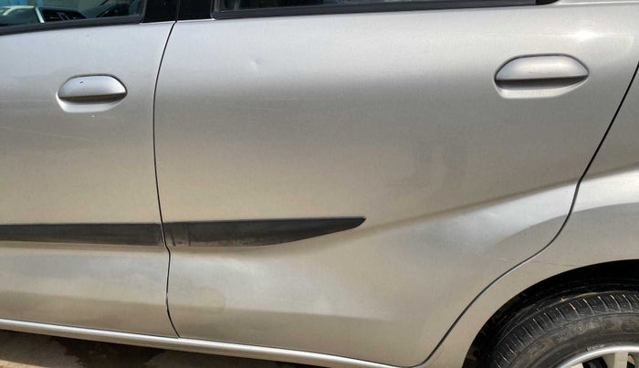 2020 Datsun Redi Go T (O), Petrol, Manual, 32,777 km, Rear left door - Slightly dented