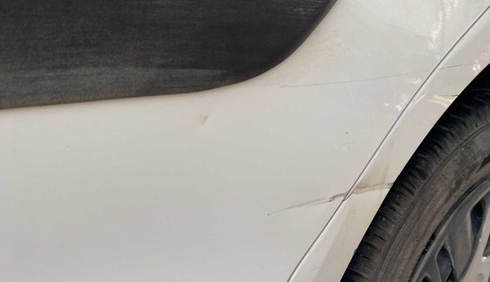 2015 Maruti Swift VDI ABS, Diesel, Manual, 28,198 km, Rear left door - Minor scratches