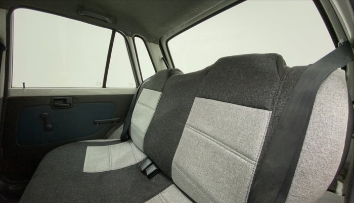 2011 Maruti 800 AC, Petrol, Manual, 42,688 km, Right Side Rear Door Cabin