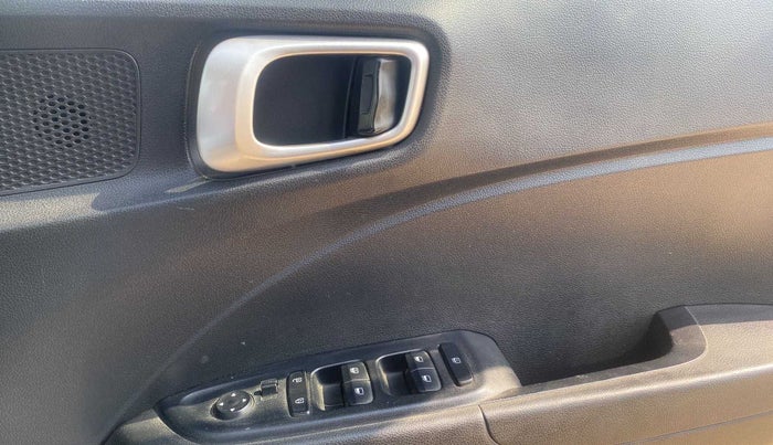 2019 Hyundai VENUE S 1.0 TURBO MT, Petrol, Manual, 71,763 km, Driver Side Door Panels Control