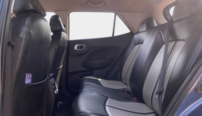 2019 Hyundai VENUE S 1.0 TURBO MT, Petrol, Manual, 71,763 km, Right Side Rear Door Cabin
