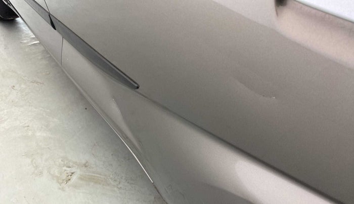 2016 Datsun Redi Go T (O), Petrol, Manual, 53,676 km, Rear left door - Slightly dented