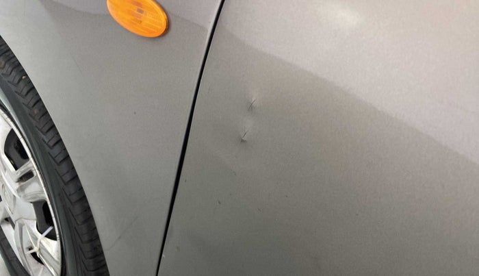 2016 Datsun Redi Go T (O), Petrol, Manual, 53,676 km, Front passenger door - Slightly dented