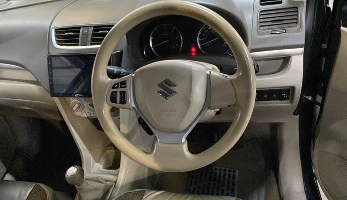 2015 Maruti Ertiga VDI SHVS, Diesel, Manual, 98,635 km, Steering wheel - Sound system control not functional