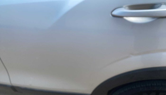 2019 Mahindra XUV300 W6 1.5 DIESEL, Diesel, Manual, 56,954 km, Rear left door - Minor scratches