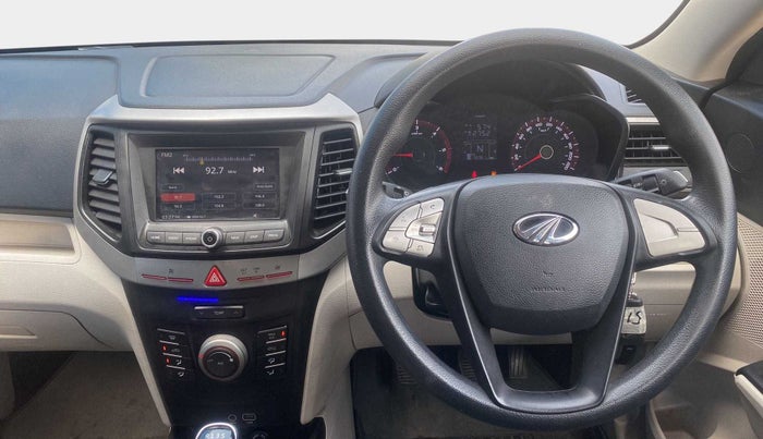 2019 Mahindra XUV300 W6 1.5 DIESEL, Diesel, Manual, 56,954 km, Steering Wheel Close Up