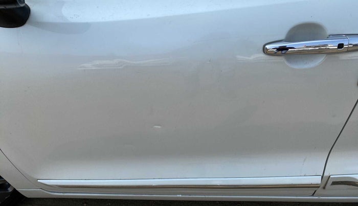 2017 Maruti Baleno ALPHA PETROL 1.2, Petrol, Manual, 85,607 km, Front passenger door - Slightly dented