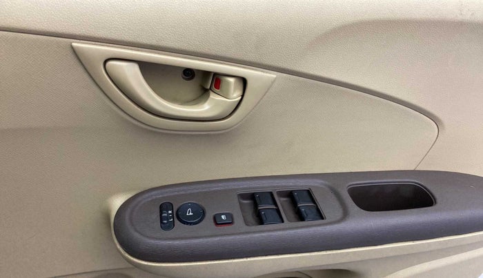 2013 Honda Brio S MT, Petrol, Manual, 65,627 km, Driver Side Door Panels Control