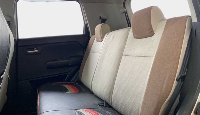 2019 Maruti New Wagon-R VXI 1.2 AMT, Petrol, Automatic, 27,065 km, Right Side Rear Door Cabin