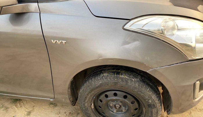 2016 Maruti Swift VXI, Petrol, Manual, 1,02,437 km, Right fender - Slightly dented