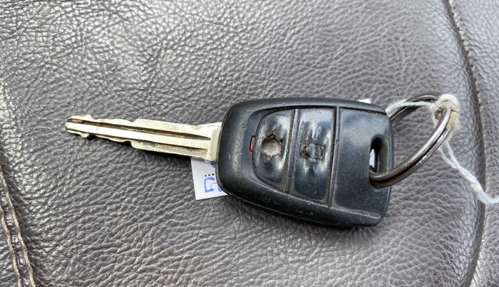 2015 Hyundai Grand i10 SPORTZ 1.2 KAPPA VTVT, Petrol, Manual, 74,545 km, Lock system - Remote key not functional
