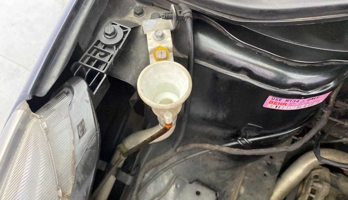 2016 Tata Bolt XM REVOTRON, Petrol, Manual, 87,683 km, Front windshield - Wiper bottle cap missing