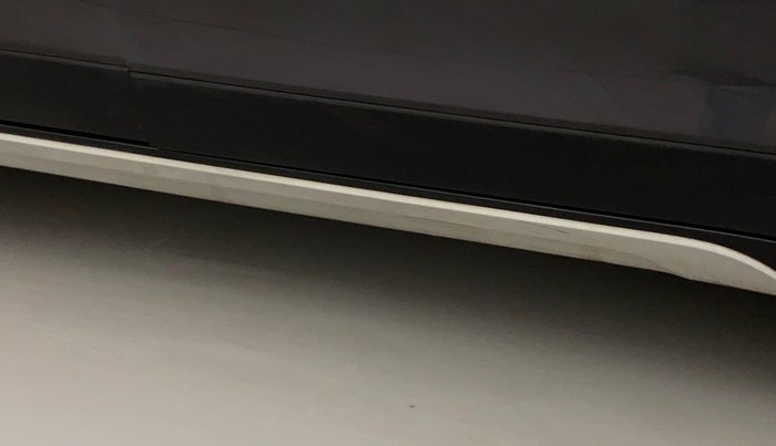 2017 Maruti S Cross ZETA 1.3, Diesel, Manual, 85,432 km, Right running board - Minor scratches