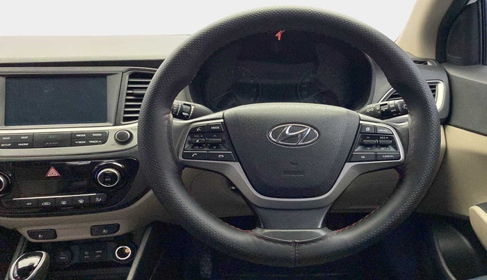 2018 Hyundai Verna 1.6 VTVT SX (O) AT, Petrol, Automatic, 43,293 km, Steering Wheel Close Up