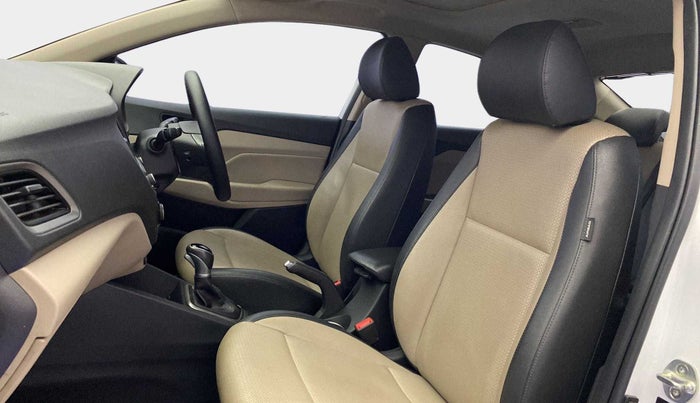 2018 Hyundai Verna 1.6 VTVT SX (O) AT, Petrol, Automatic, 43,293 km, Right Side Front Door Cabin