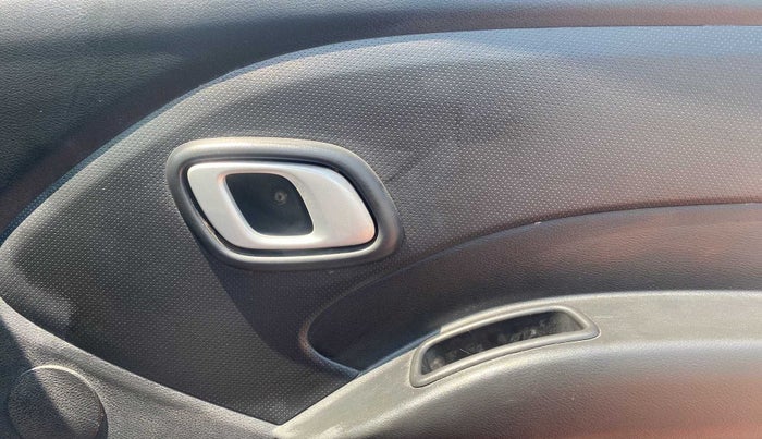 2018 Datsun Redi Go T(O) 1.0 AMT, Petrol, Automatic, 8,510 km, Driver Side Door Panels Control