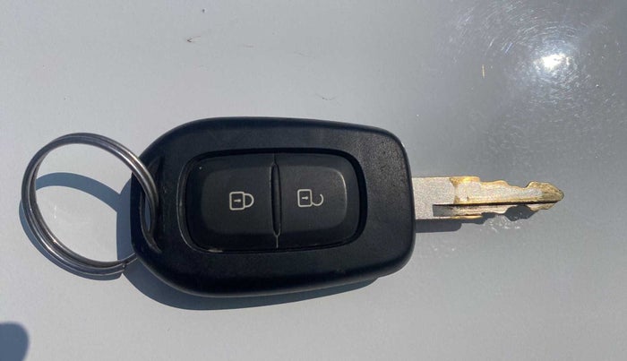 2018 Datsun Redi Go T(O) 1.0 AMT, Petrol, Automatic, 8,510 km, Key Close Up