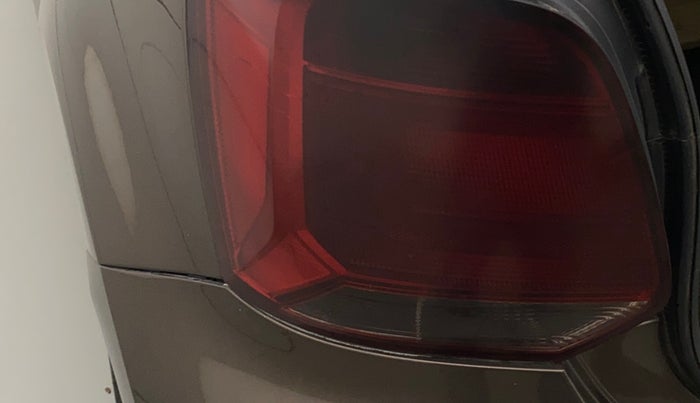 2016 Volkswagen Polo HIGHLINE1.2L, Petrol, Manual, 92,250 km, Left tail light - Minor damage