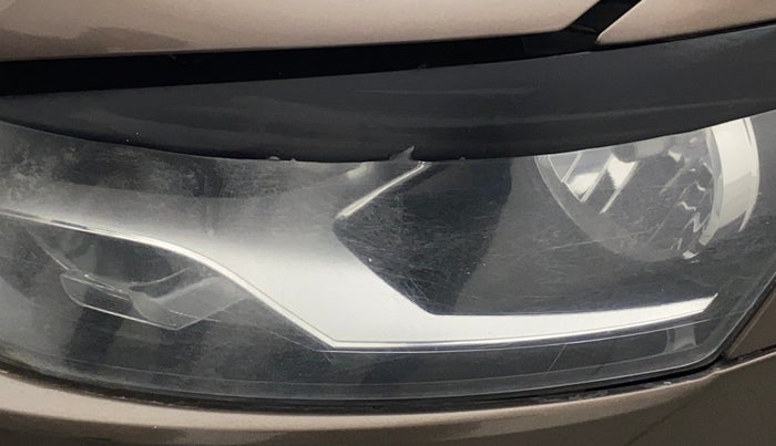 2016 Volkswagen Polo HIGHLINE1.2L, Petrol, Manual, 92,250 km, Left headlight - Faded
