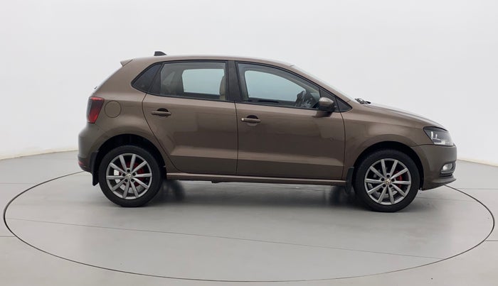 2016 Volkswagen Polo HIGHLINE1.2L, Petrol, Manual, 92,250 km, Right Side View
