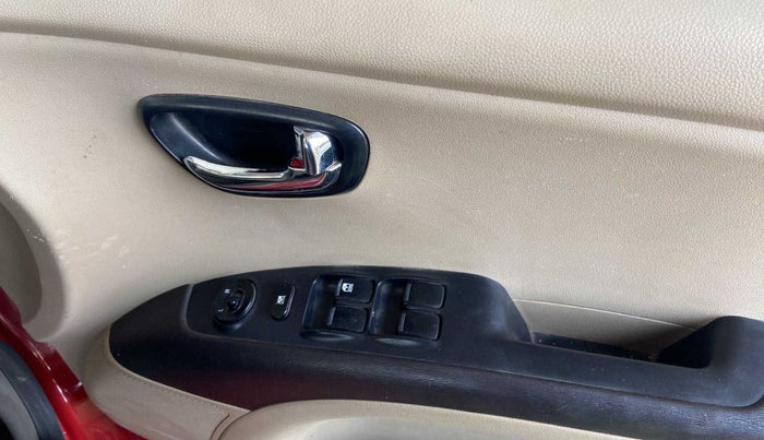 2012 Hyundai i10 MAGNA 1.2, Petrol, Manual, 47,417 km, Driver Side Door Panels Control