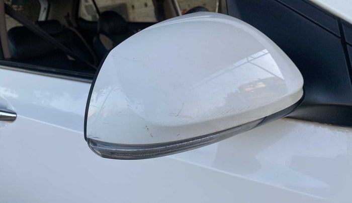 2019 Hyundai Grand i10 ASTA 1.2 KAPPA VTVT, Petrol, Manual, 23,324 km, Right rear-view mirror - Indicator light not working