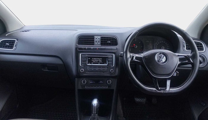 2016 Volkswagen Vento COMFORTLINE 1.5 AT, Diesel, Automatic, 75,584 km, Dashboard