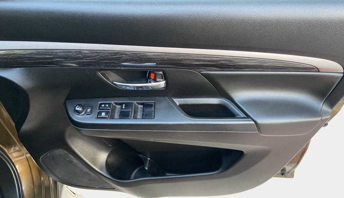 2019 Maruti XL6 ALPHA AT, Petrol, Automatic, 42,365 km, Driver Side Door Panels Control