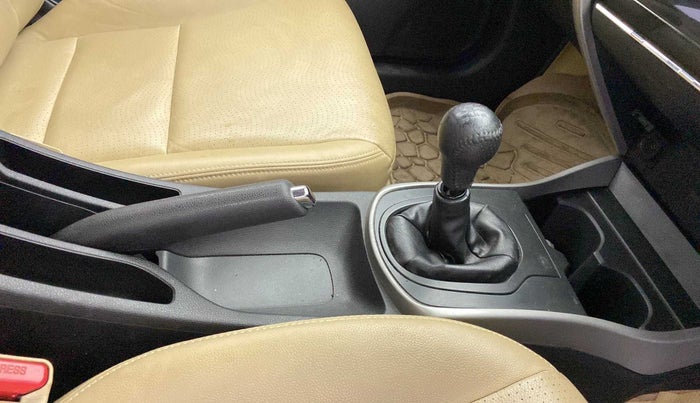 2016 Honda City 1.5L I-VTEC VX, Petrol, Manual, 48,195 km, Gear Lever