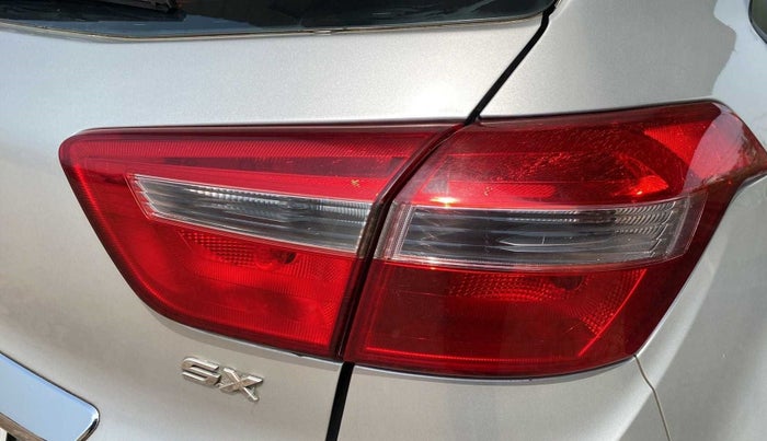 2016 Hyundai Creta SX (O) 1.6 DIESEL, Diesel, Manual, 61,840 km, Right tail light - Not functional