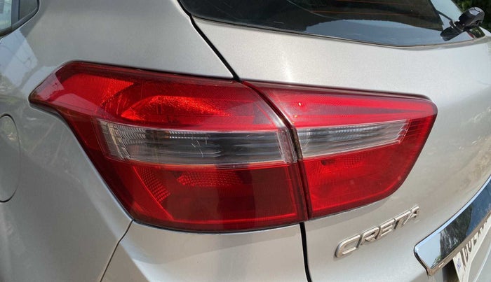 2016 Hyundai Creta SX (O) 1.6 DIESEL, Diesel, Manual, 61,840 km, Left tail light - Minor scratches