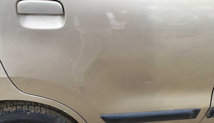 2014 Maruti Wagon R 1.0 VXI, Petrol, Manual, 29,782 km, Right rear door - Minor scratches