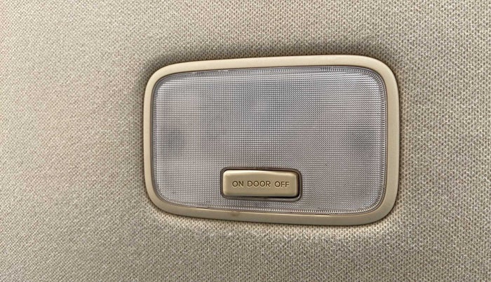 2012 Hyundai Verna FLUIDIC 1.6 CRDI EX, Diesel, Manual, 96,687 km, Ceiling - Roof Lights not fixed proper