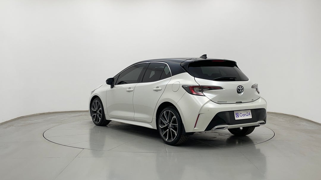 Left Back Diagonal (45- Degree) View